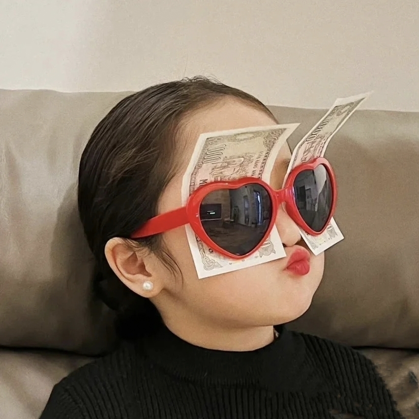 爱吃芒果干的小王