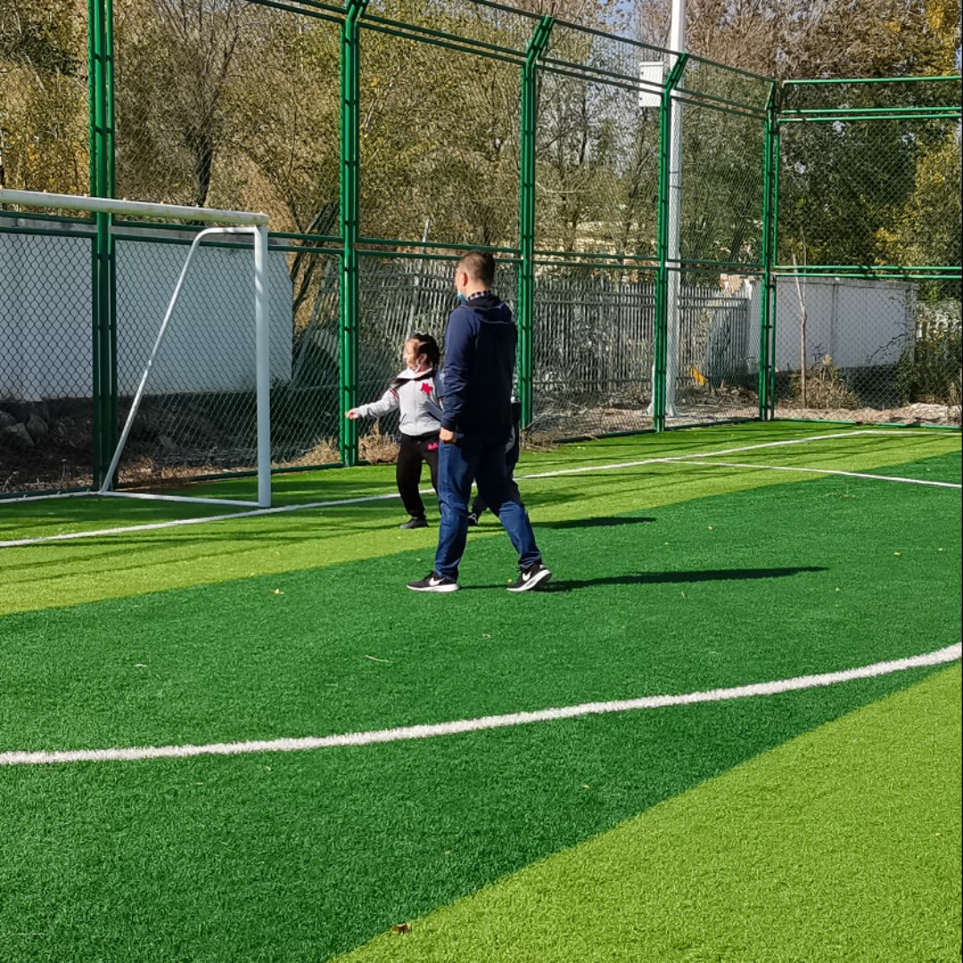 爱吃鱼香炒面的月亮73