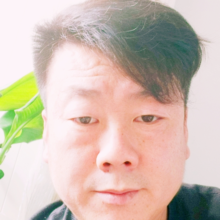 墨蓝色的一包花