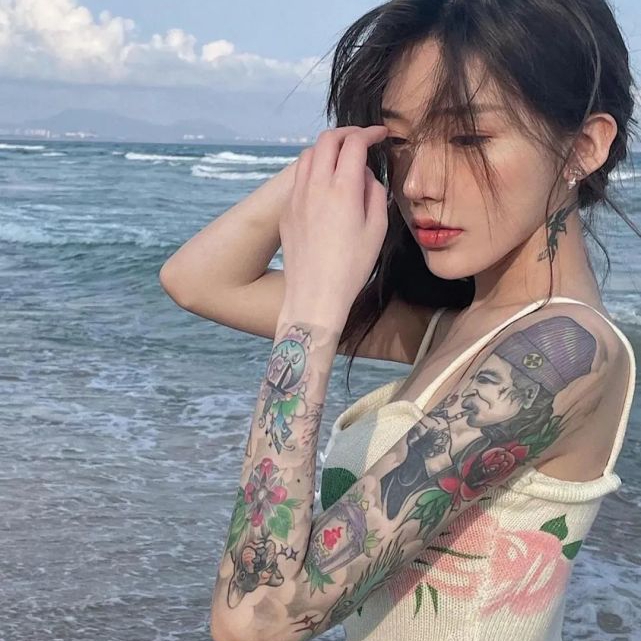 故事里的风乱了星河几场梦