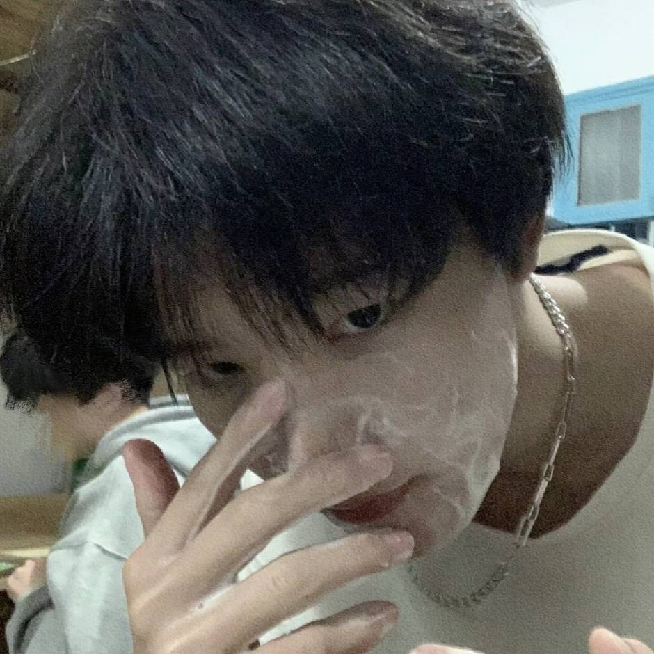 爱买衣服的全哥