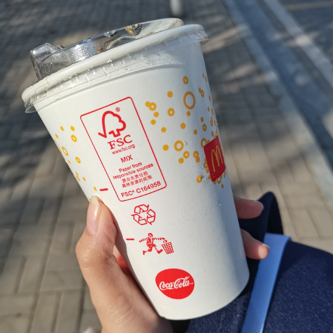 一个莉莉柯斯林