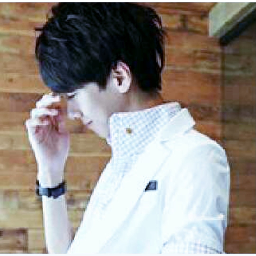 爱吃家蒸螃蟹的麦田