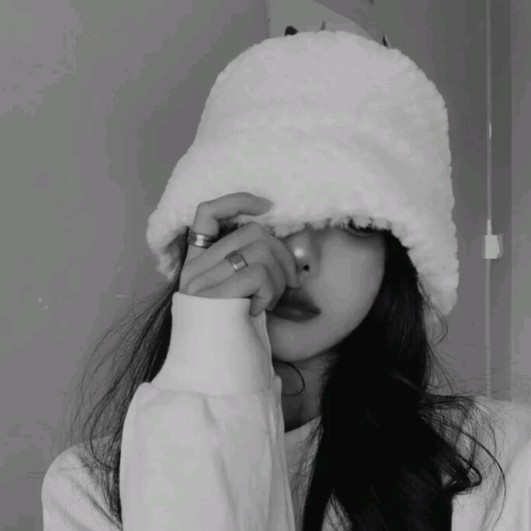 粉红色的七丝银占