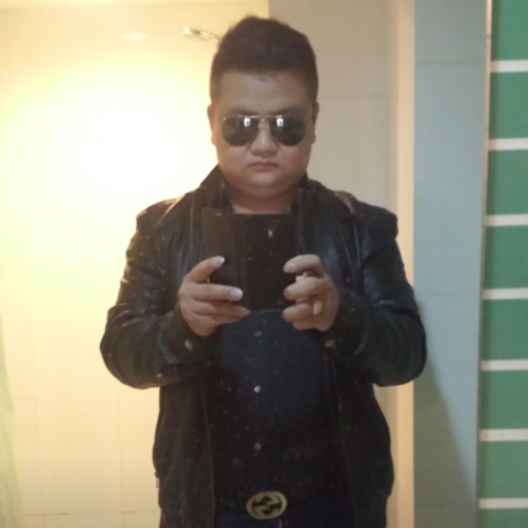 美特斯邦威！不走寻常路！