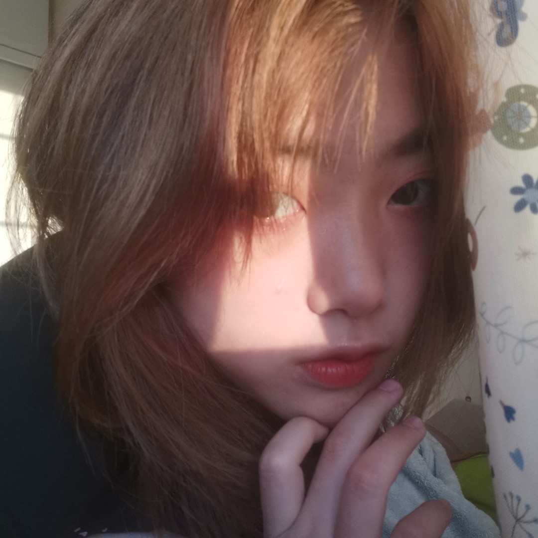 爱吃生水泡菜的夏末