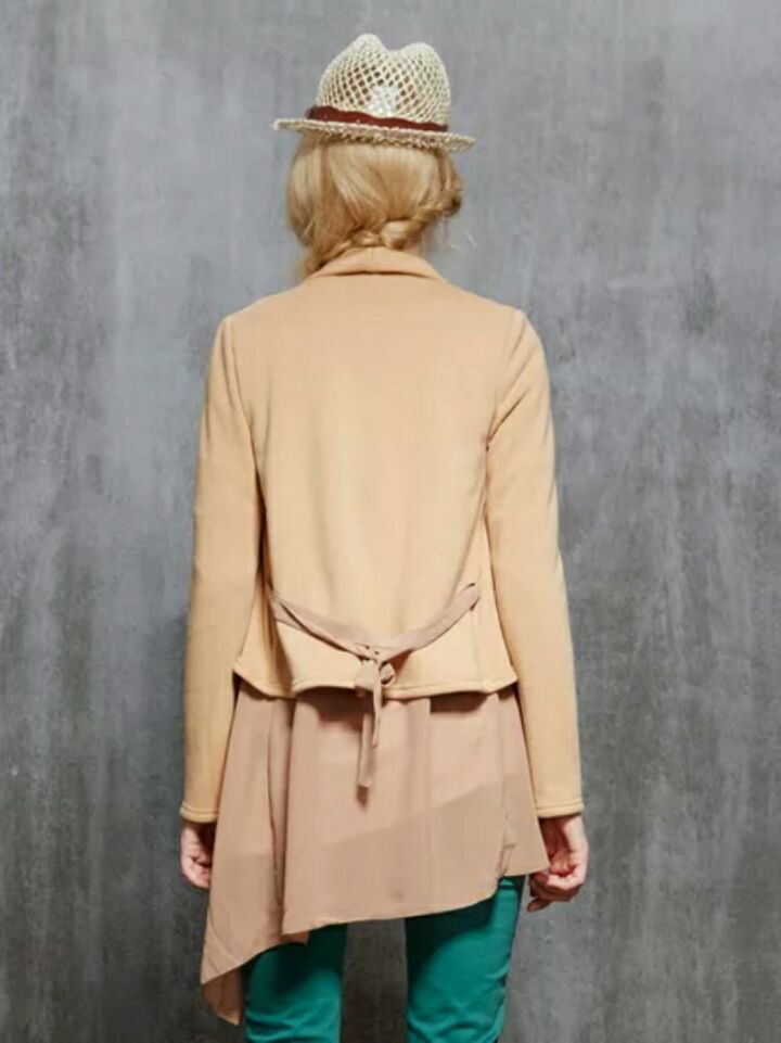 爱吃一口松饼的夏山