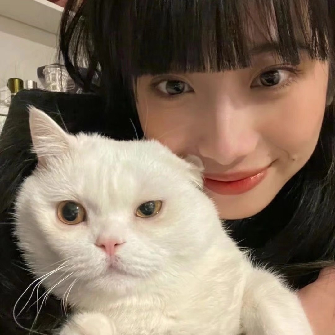 不一样的香瓜彤