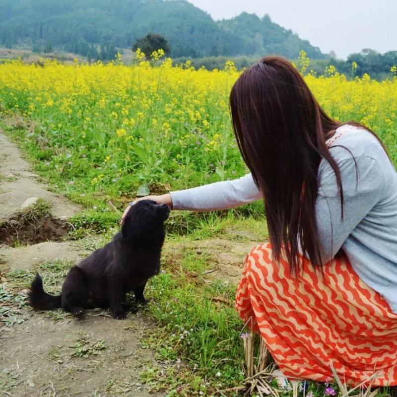 爱打扮(www.idaban.cn)，单小泡