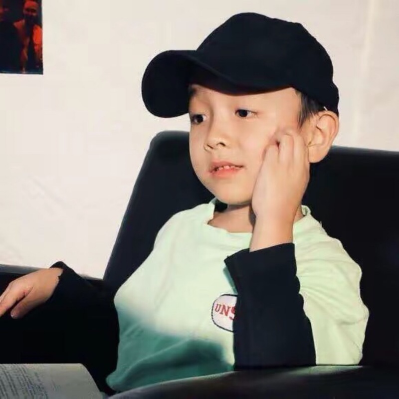 爱笑的小王同志