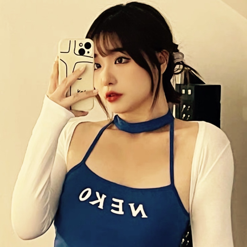 穿着一条76年的内裤