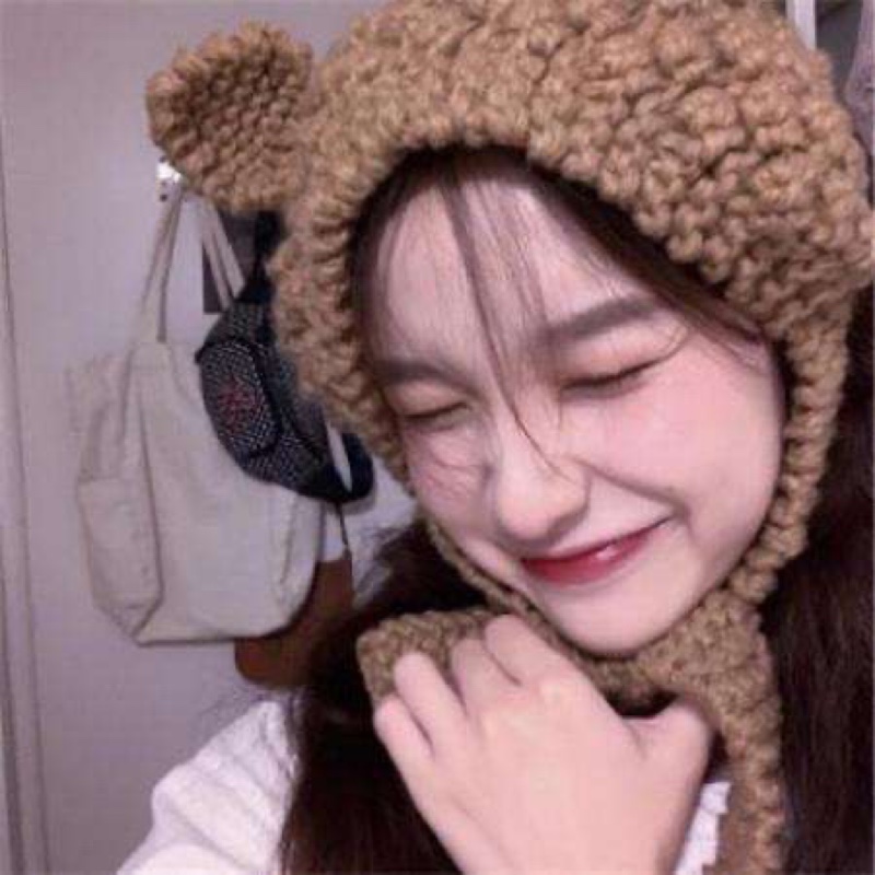 蓝色的东亚耳草