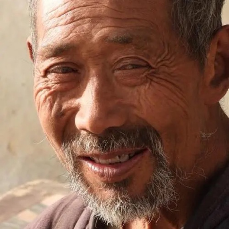 猛踹瘸子那条好腿