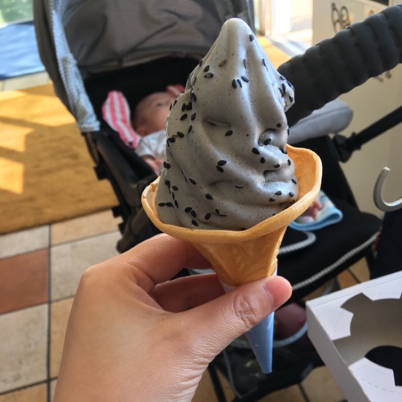 爱吃秋葵百合的小盒子