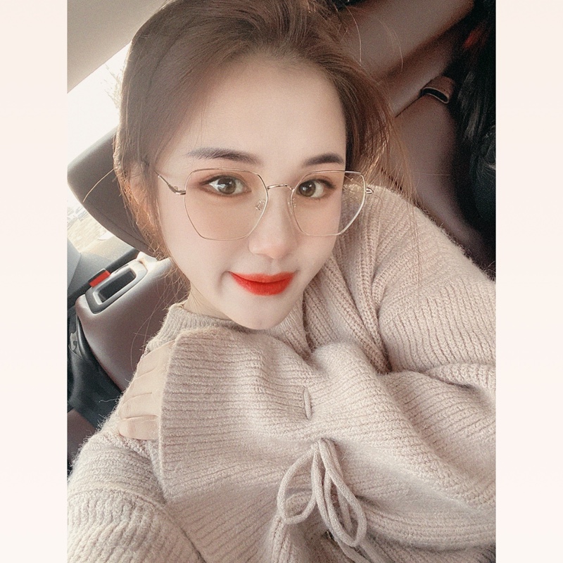 爱吃五香卤鸡的小福贵