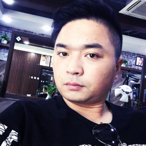 墨绿色的荣阳长尊