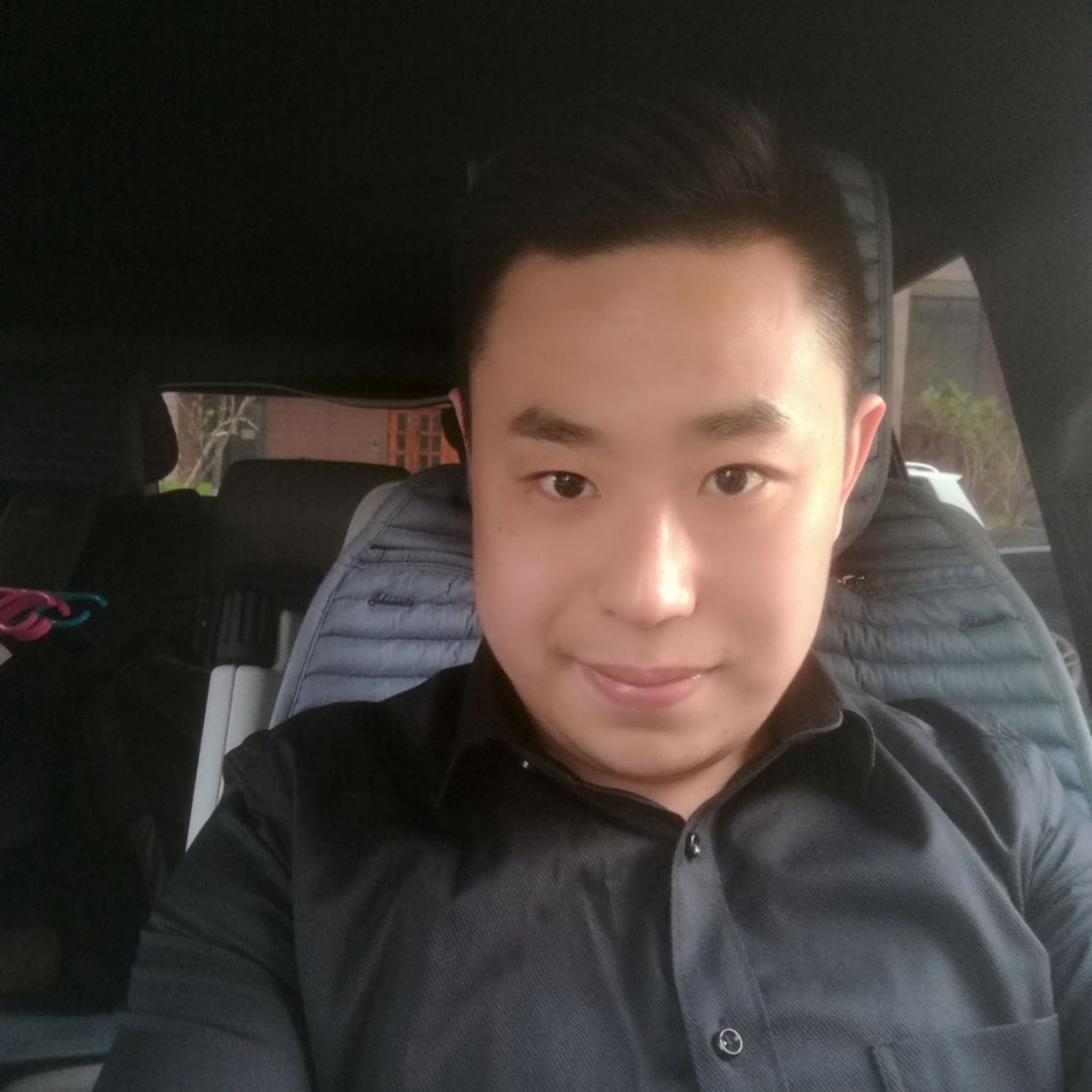 美籍华人小勇哥OK