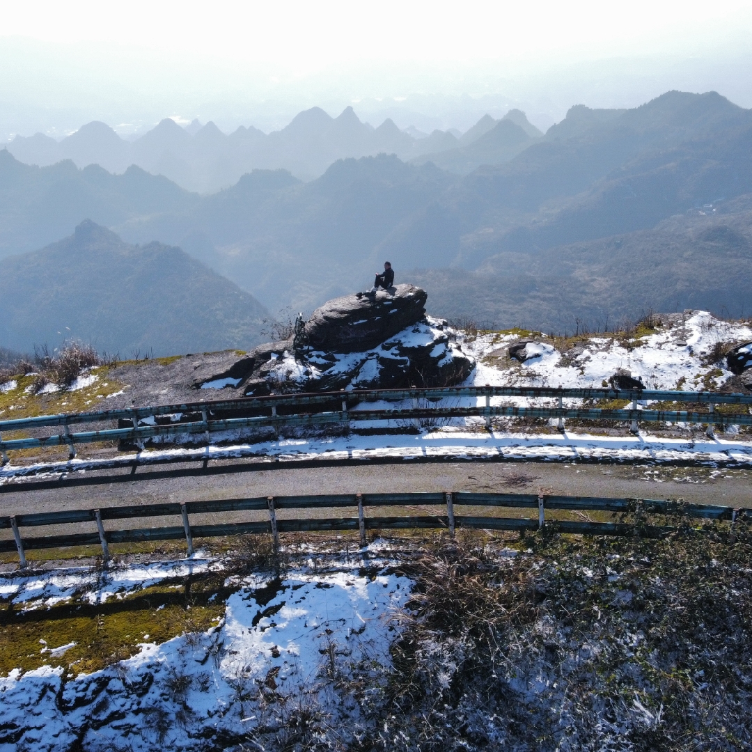 异乡清寒夜梦回