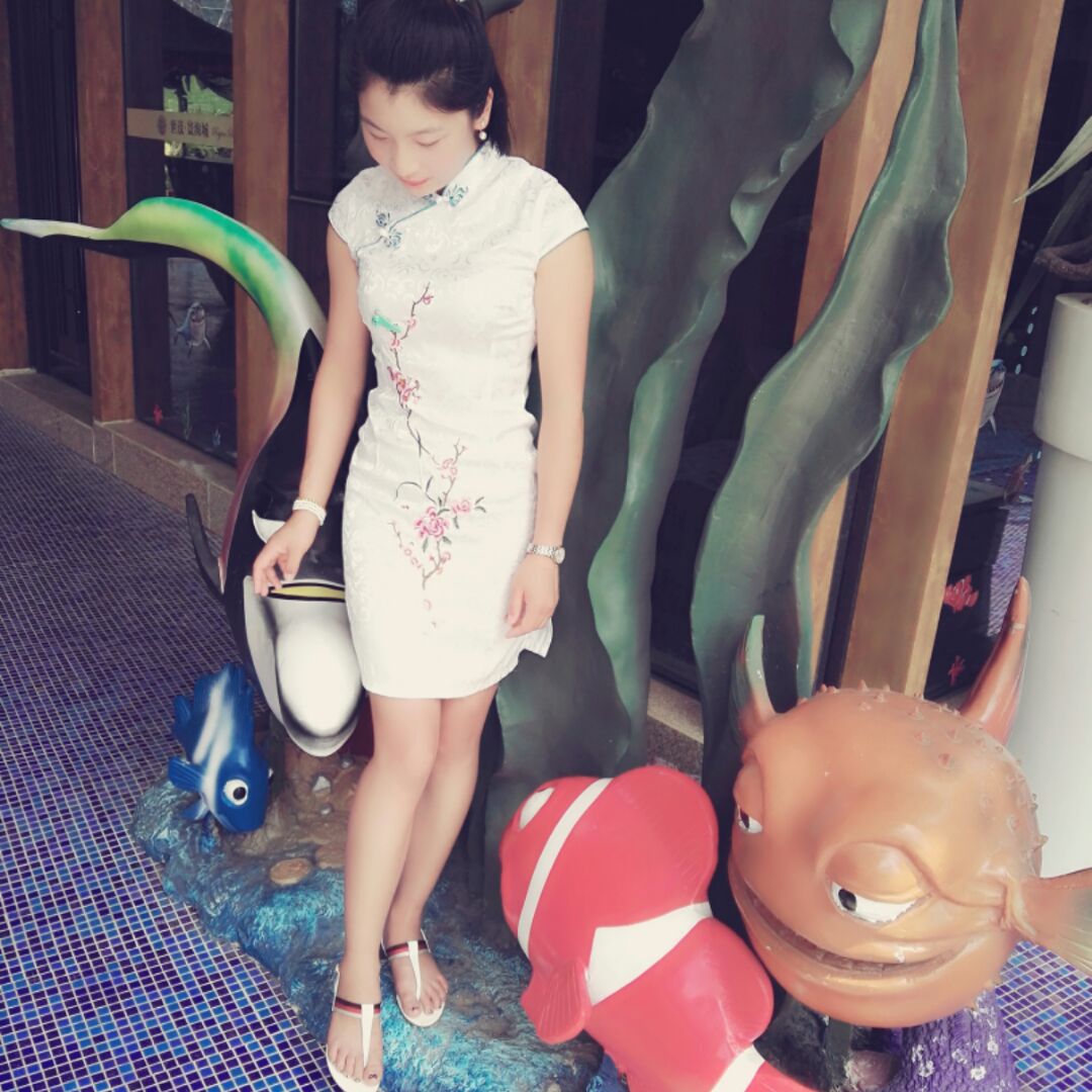 彤彤小天使的妈妈