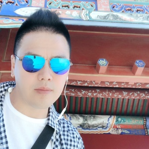 引领时尚潮流小子