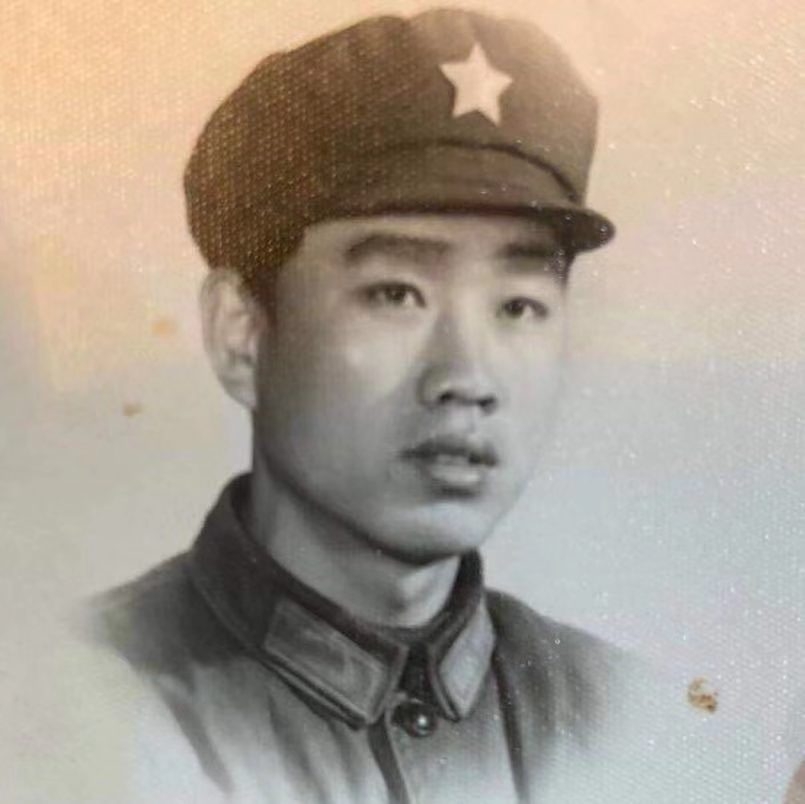 爱吃小炒虾干的爬山