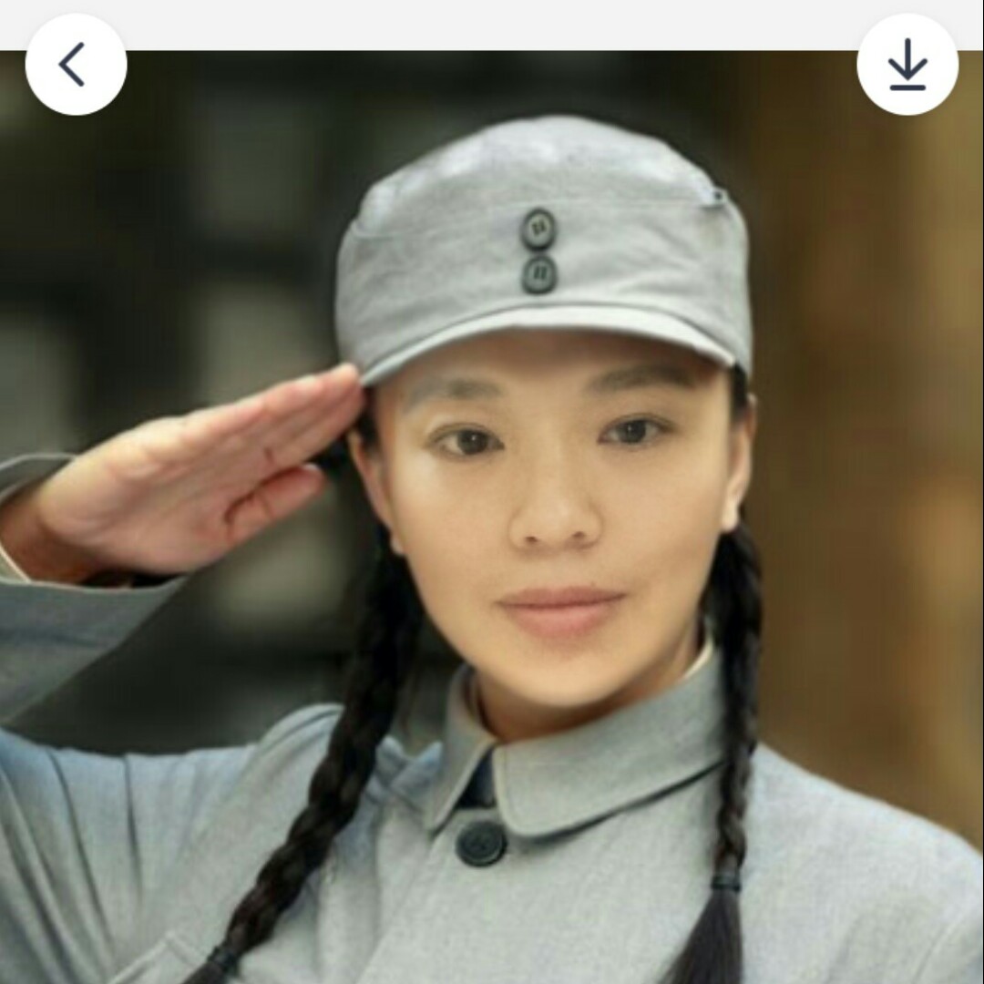 中黄的云实如阳