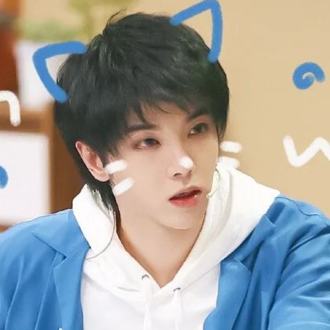 飒飒在阿巴阿巴