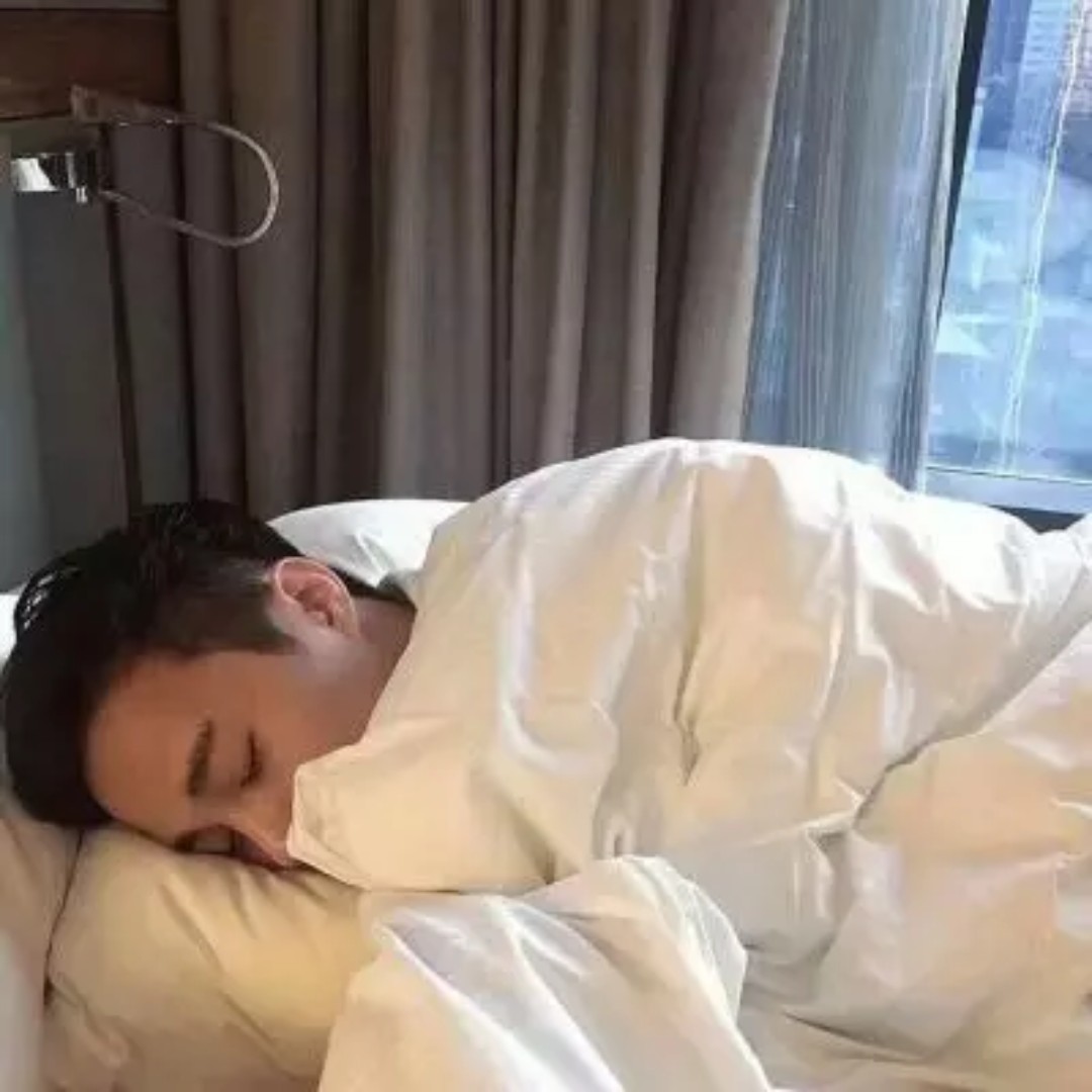 爱吃腌脆黄瓜的建筑师