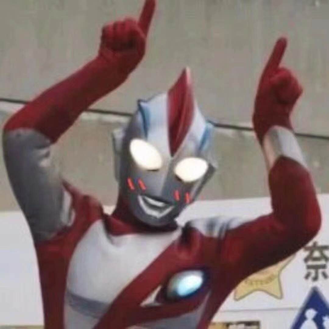 玩手机的小怪兽