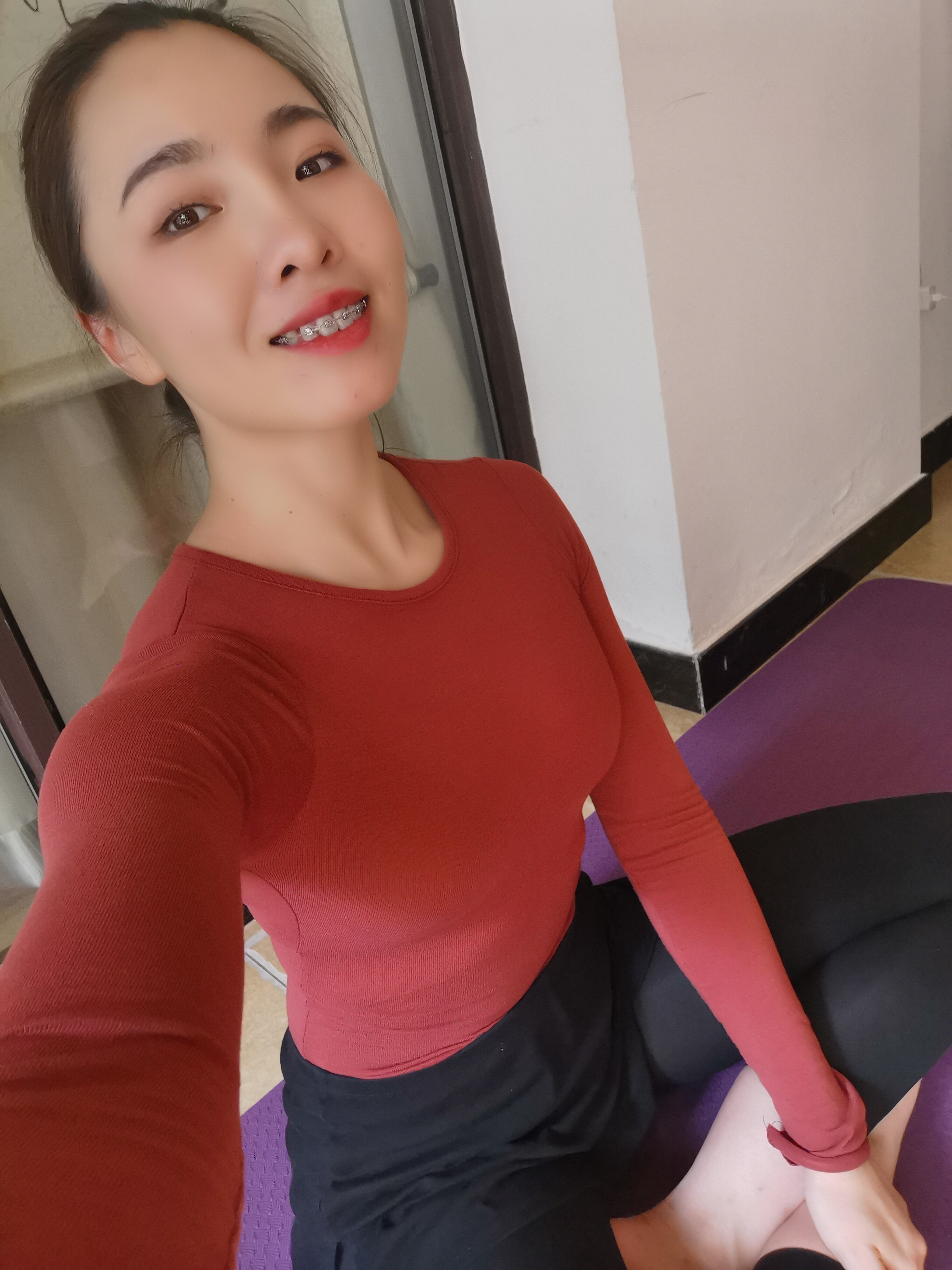 歇斯底里的喵小姐