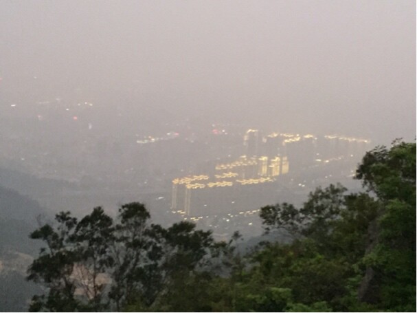 壮志未酬啃馒头