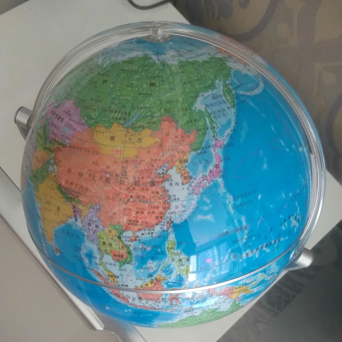 冷眼向洋莫认真