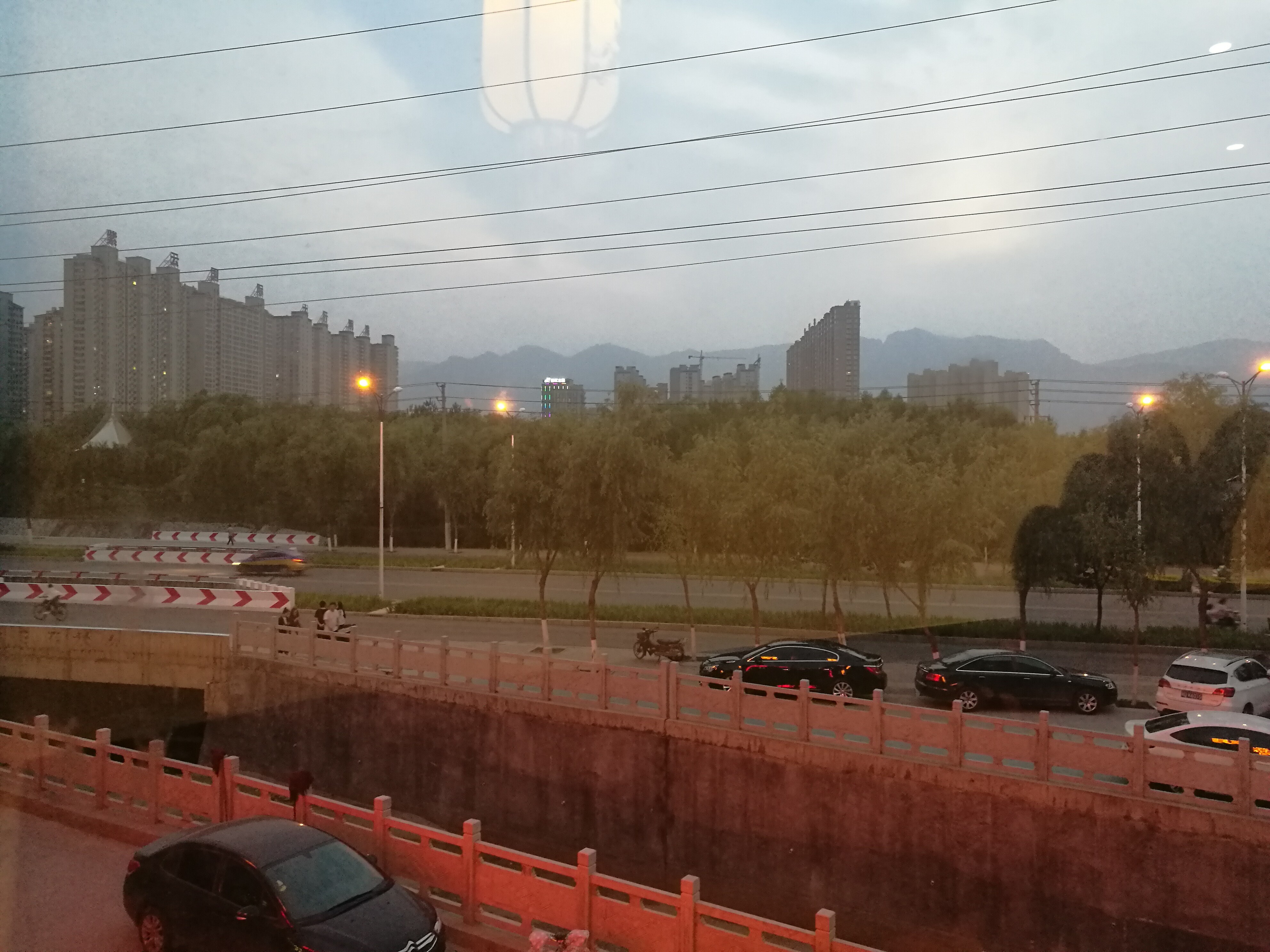 春熙路潜水秋葵