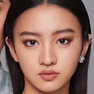 爱吃番茄意面的马尾ny