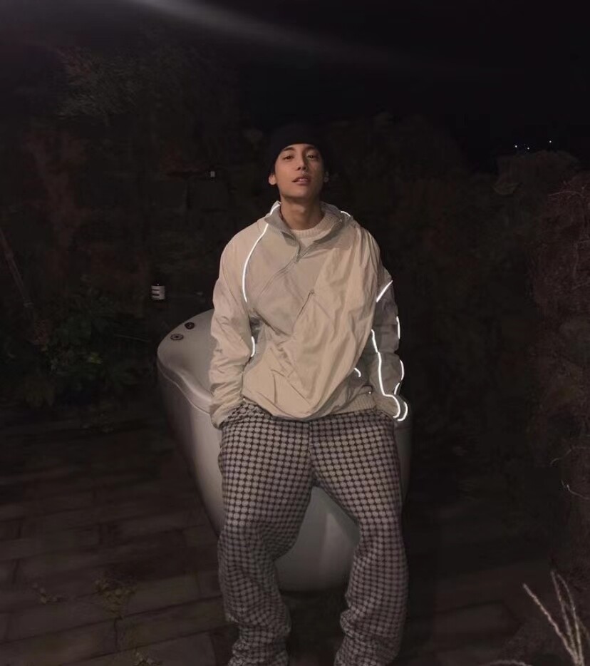 上杉绘梨衣的路明非哦