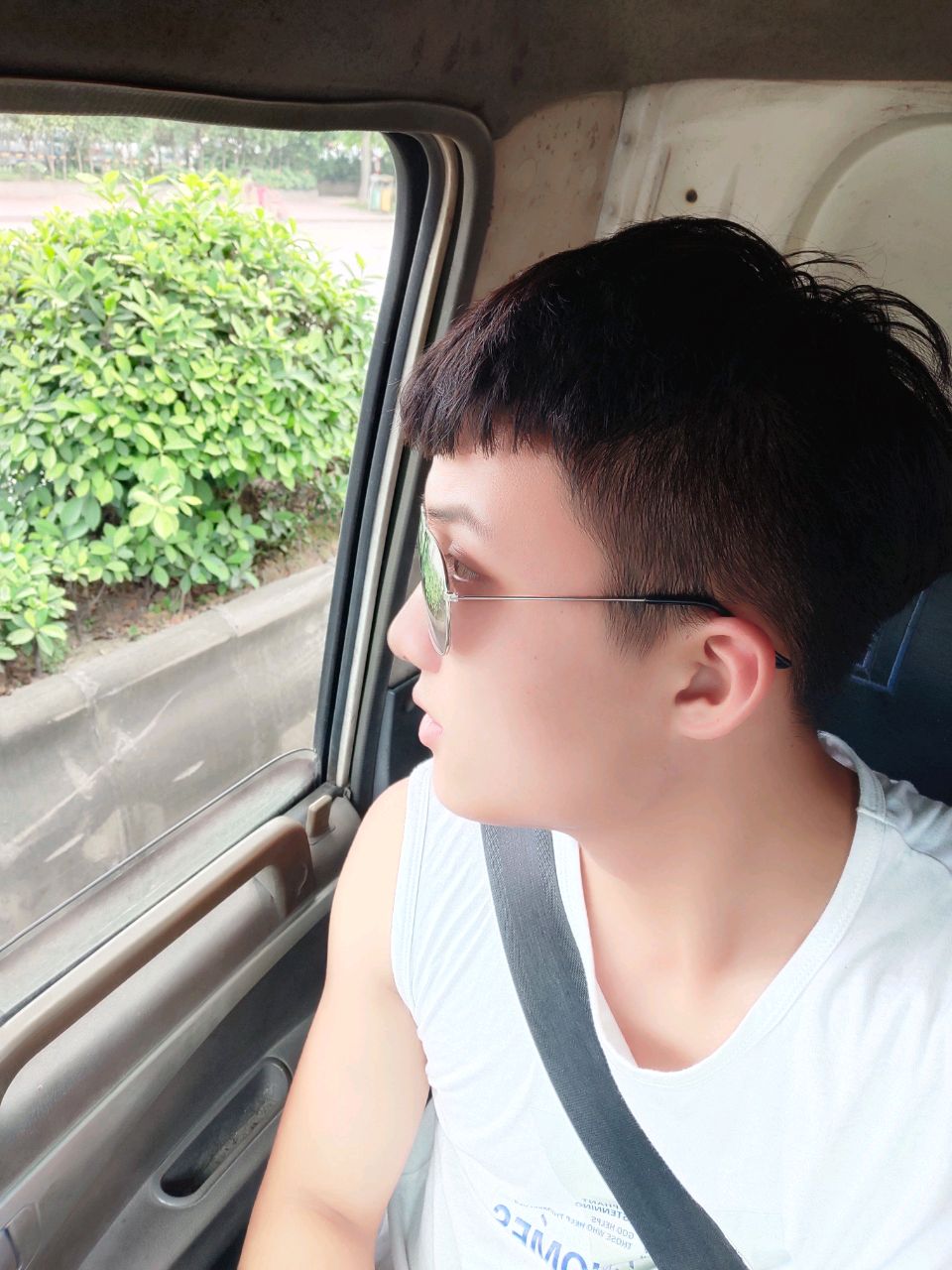 这位小伙他姓丁