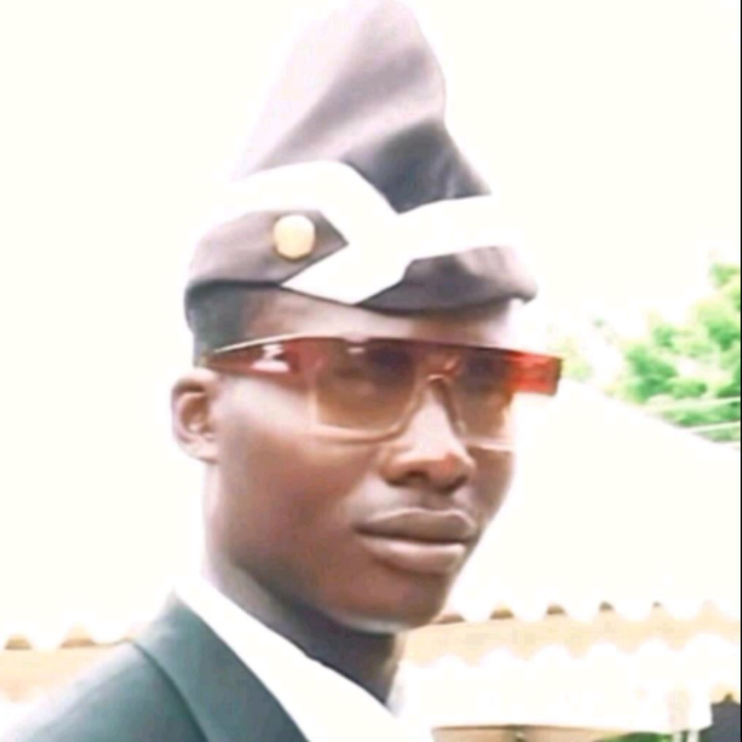 爱吃鸡块饭的勇者