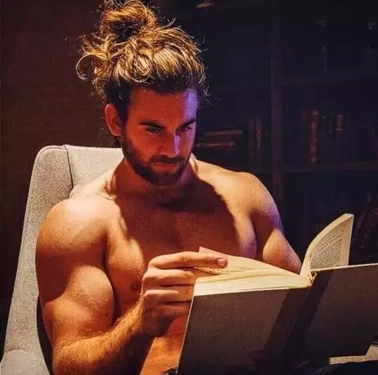 听民谣的流浪狗