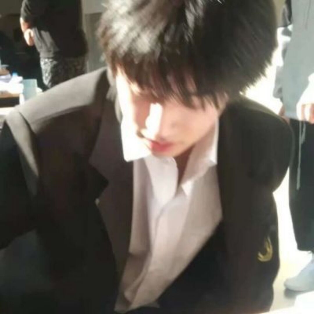 你与春风皆过客、