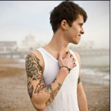 我们都是个穷鬼