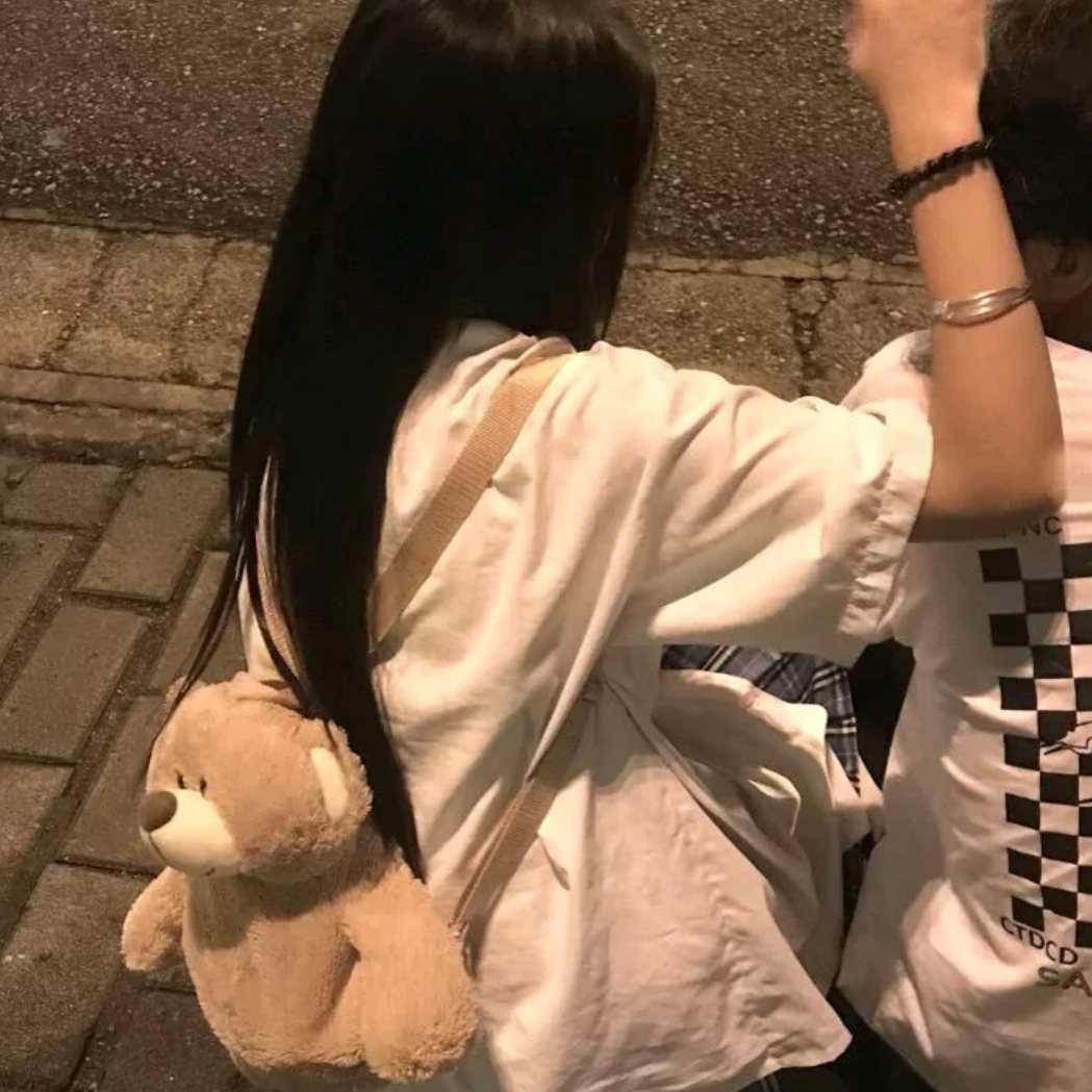 爱吃三丝炒面的夏墨