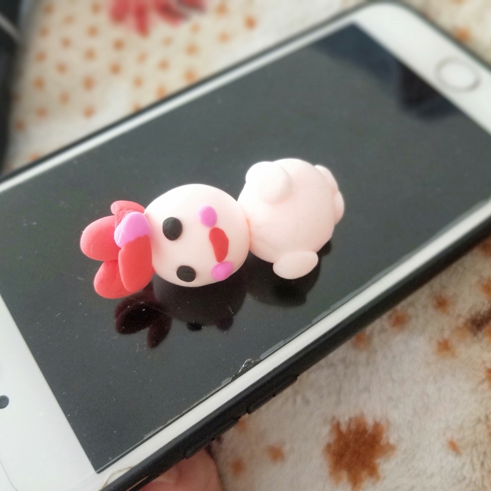 爱吃一口松饼的大可爱