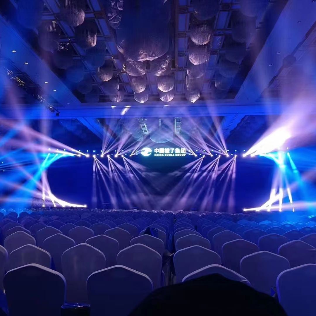 天蓝的东亚兰花