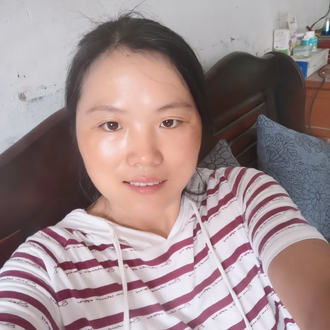 爱吃春卷的花花