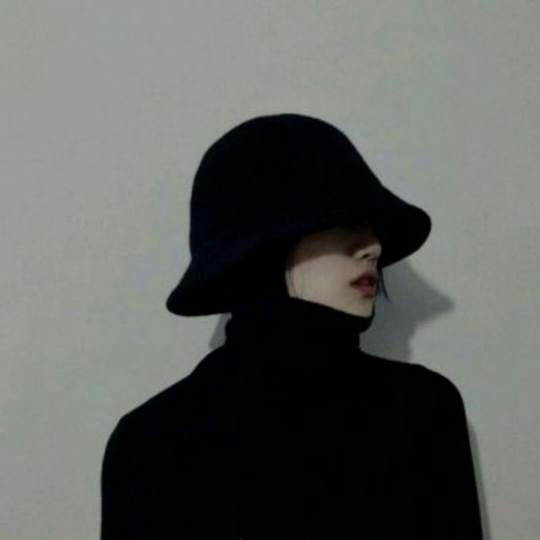 1个没有故事的女同学