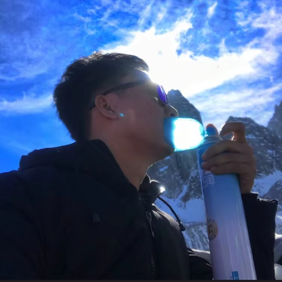 爱吃蒸秋刀鱼的香瓜