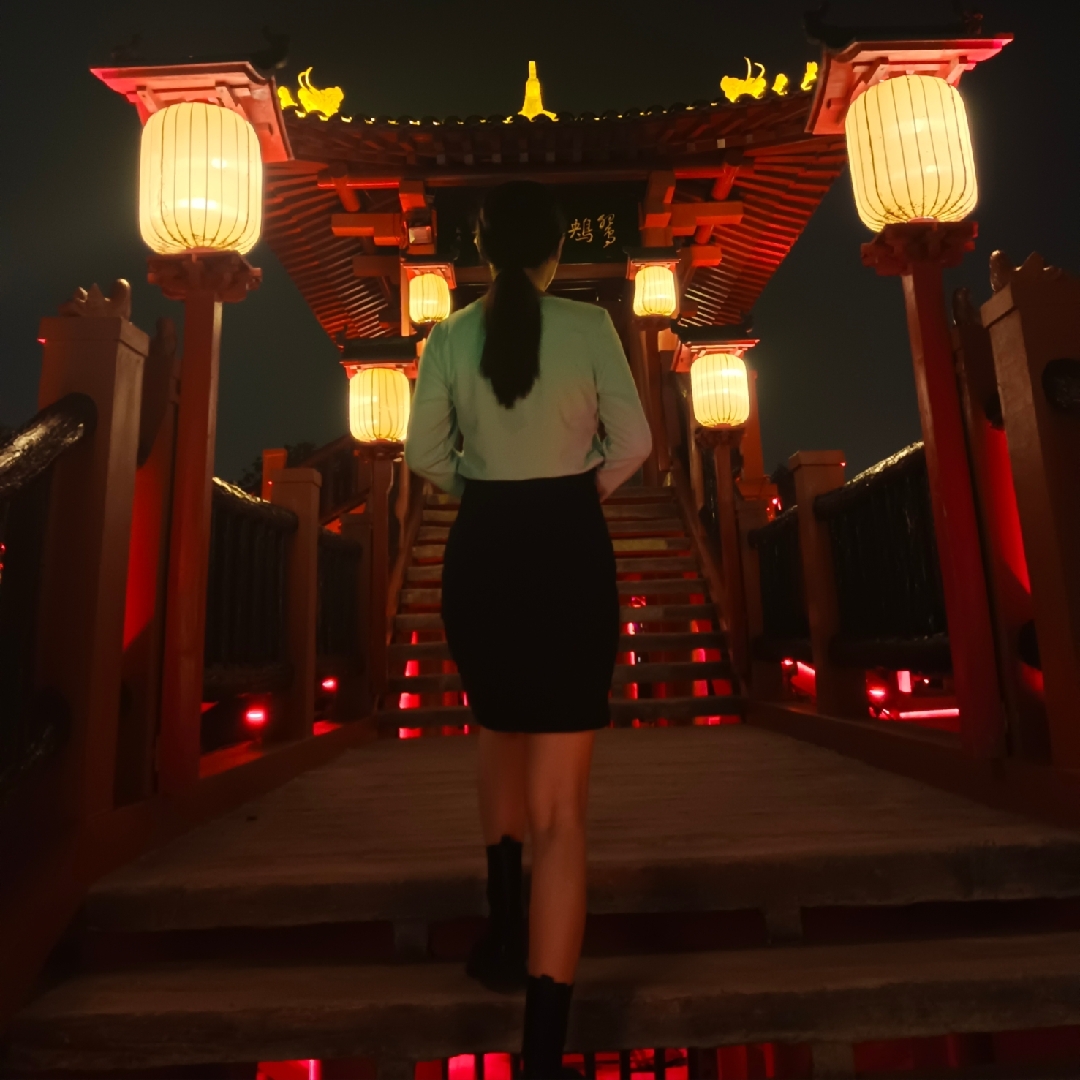 爱笑的女孩儿不会差