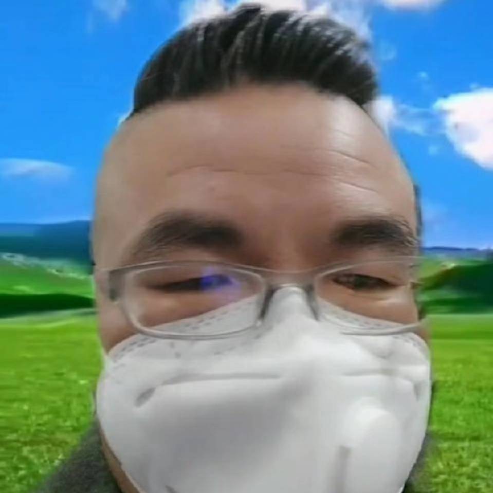 虎哥一男郎喜滋滋