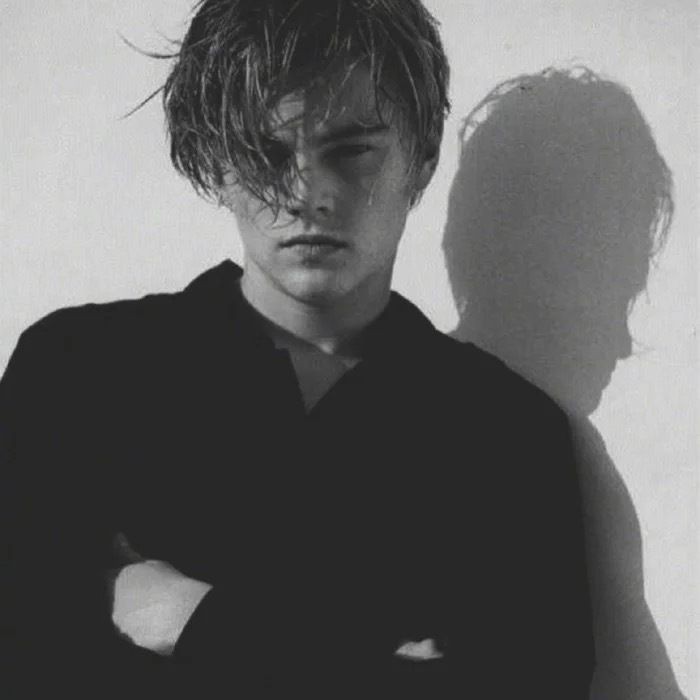 田田田灬不孤单