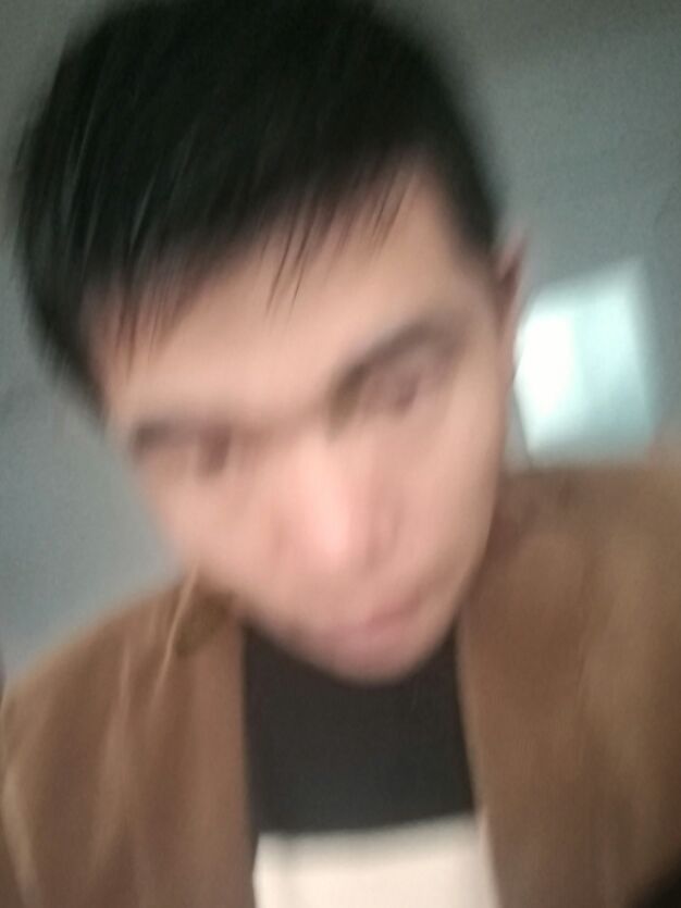 土红色的喙房坡参